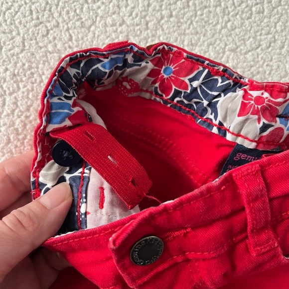 Genuine Kids Red Denim Shorts w Embroidered Flowers, size 2T - Picture 4 of 5